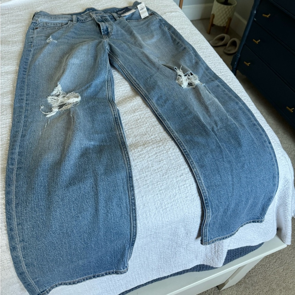 Old navy boyfriend cut new with tags